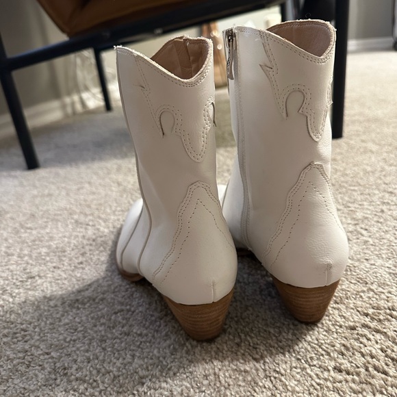 White Short Cowgirl Boots - Picture 3 of 4